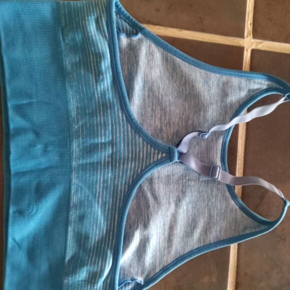 Double-layered crop top/sports bra. Like new. - Picture 2 of 5